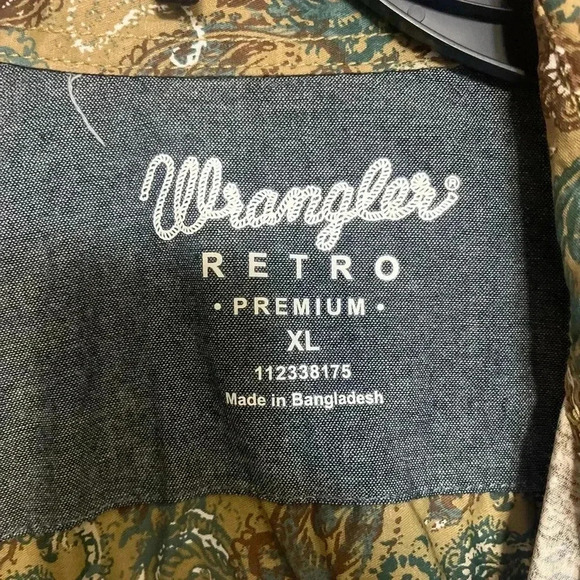 Mosaic Long Sleeve Button Down - Picture 3 of 7